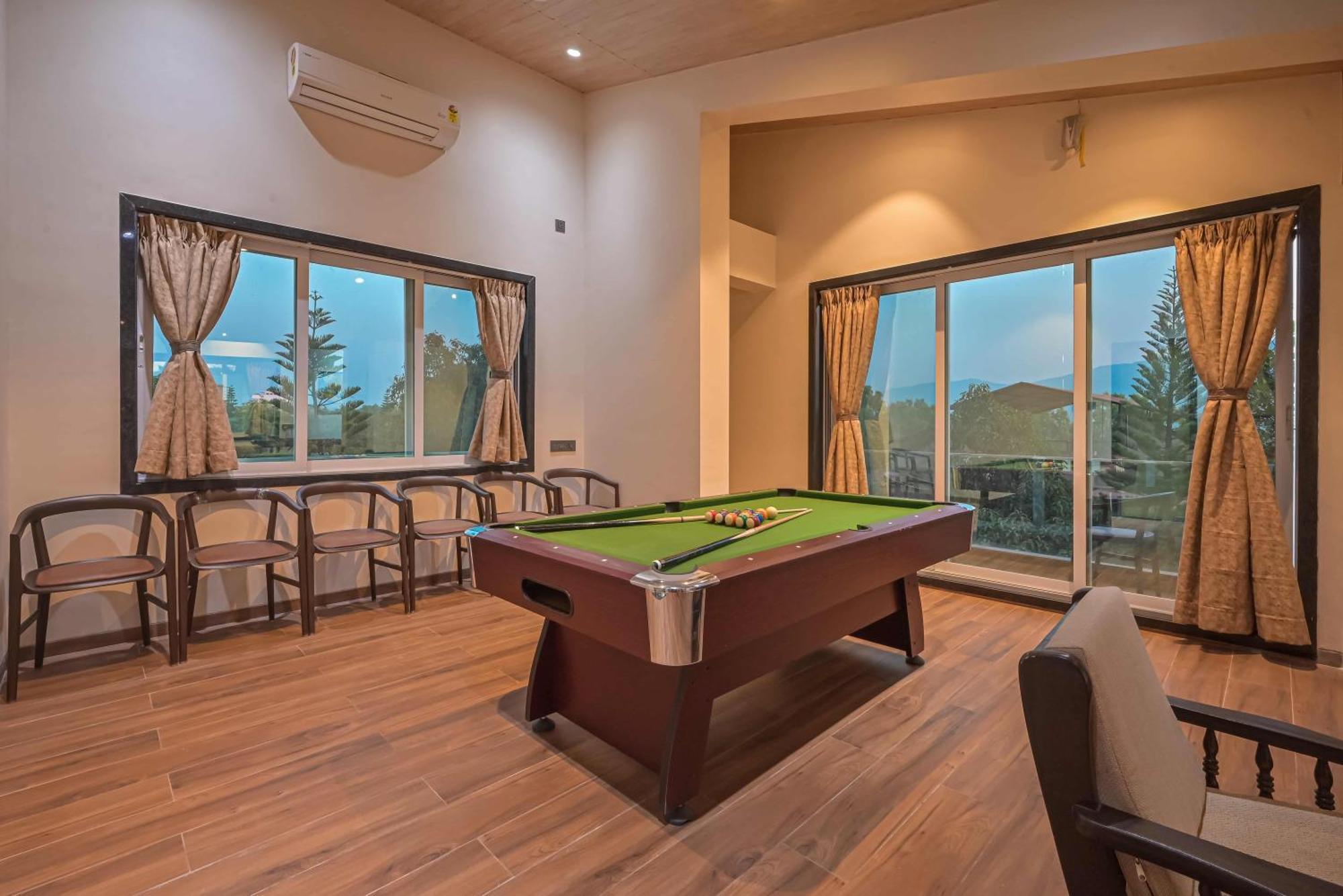 Elegant Villa By Tropicana Stays 로나발라 외부 사진