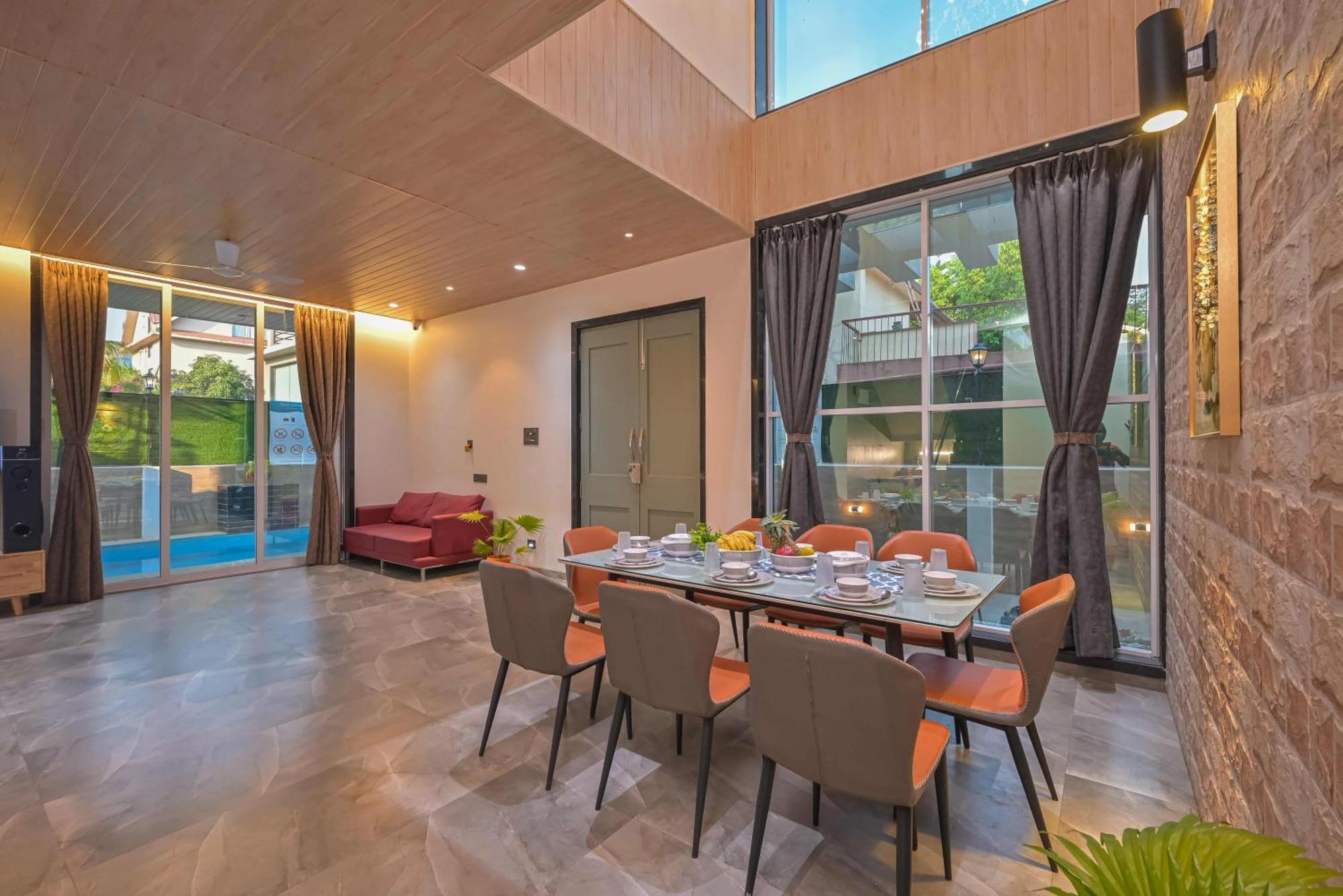 Elegant Villa By Tropicana Stays 로나발라 외부 사진